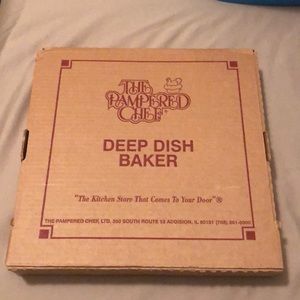 Pampered Chef Deep Dish Baker - New